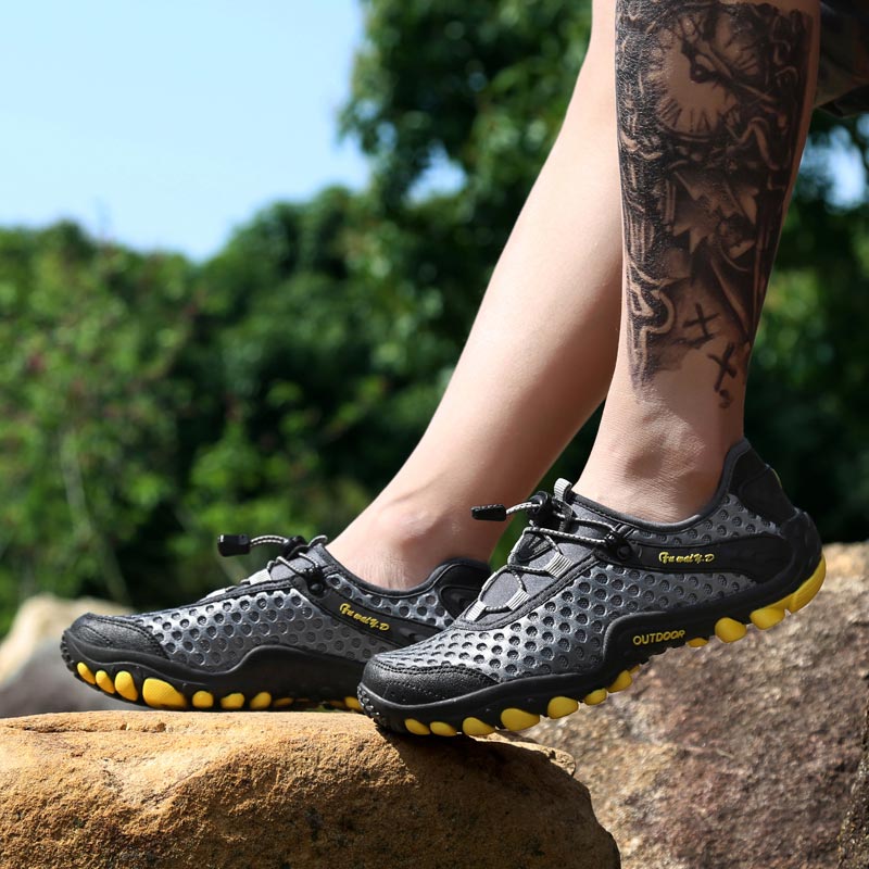 trekking mountain mens sports  - đánh giá và giá Pilates Yoga Music