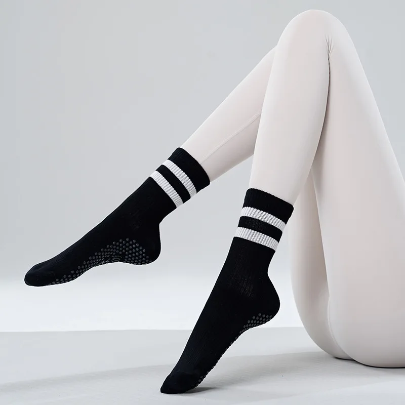 Yoga Sock Women Cotton Stripe  - đánh giá và giá Youtube Yoga Pilates